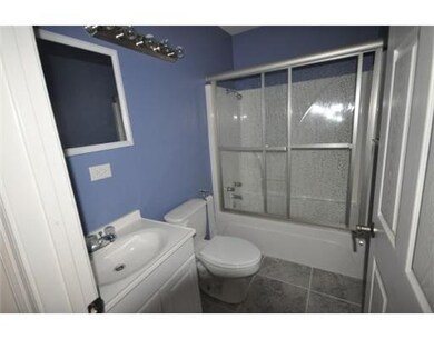 Master Bath/Spa.