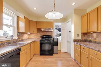 5016 59th Ave, Hyattsville, MD 20781 - photo 7