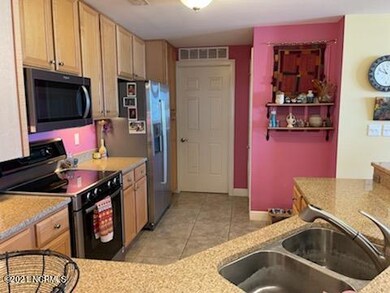 Kitchen to Laundry Room doorway