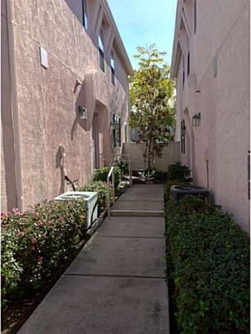 Entry way