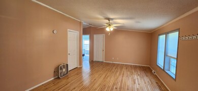 156 Middle Oxbow Rd, Hinsdale, NH 03451 - photo 4