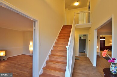 13540 Smallwood Ln, Chantilly, VA 20151 - photo 3