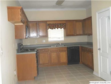 large eat in kitchen