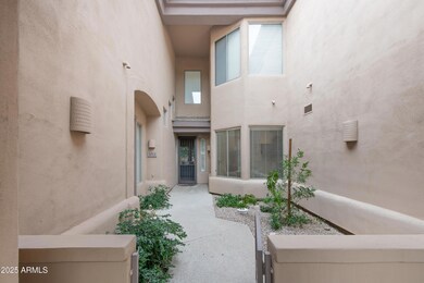 002_Atrium