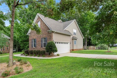 3009 Kilbeggan Dr, Lake Wylie, SC 29710 - photo 5