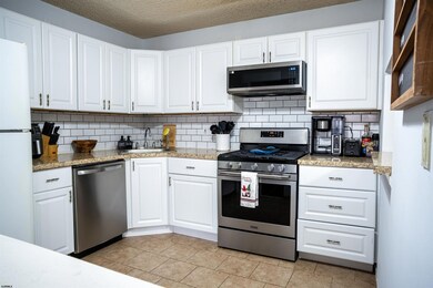 41 Federal Ct unit 3E2, Galloway, NJ 08205 - photo 7