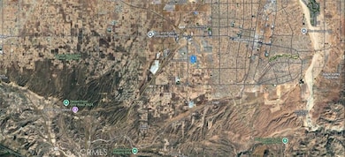 13582 Sage St, Oak Hills, CA 92344 - photo 4