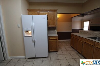 1035 Bluebonnet Dr, Copperas Cove, TX 76522 - photo 7