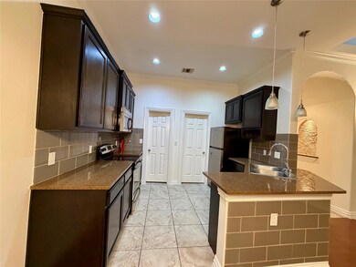 398 Mesa Dr unit C, Del Valle, TX 78617 - photo 7