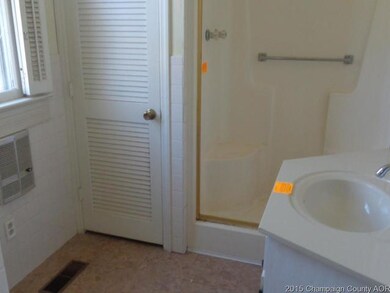 612 N Main St, Tuscola, IL 61953 - photo 7