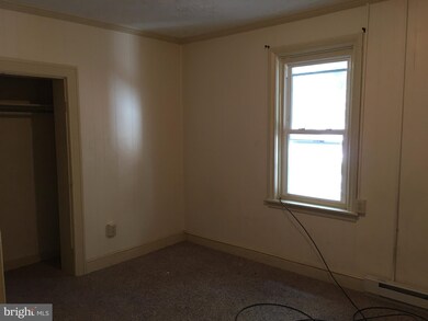 226 S 2nd St, Chambersburg, PA 17201 - photo 7