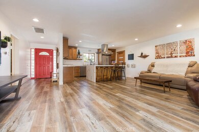 20762 Clark St, Woodland Hills, CA 91367 - photo 7