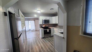 Kitchen & Dining Room