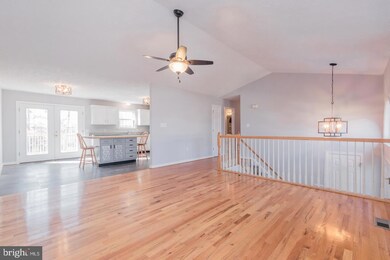 346 Montgomery Cir, Stephens City, VA 22655 - photo 7