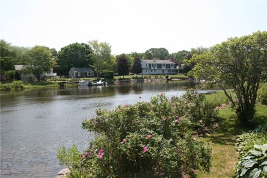 185 Riverside Dr, Wakefield, RI 02879 - photo 2