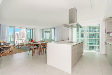 Parque Towers at St. Tropez unit 4-1101, Sunny Isles Beach, FL 33160 - photo 4