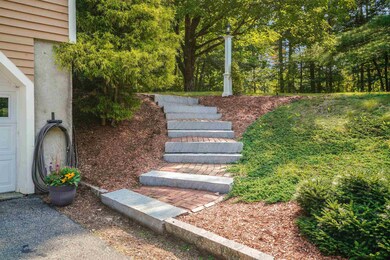 127 Rideout Rd, Hollis, NH 03049 - photo 4