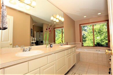 4703 Sawgrass Dr W, Ann Arbor, MI 48108 - photo 6