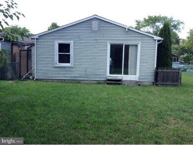 204 Gibbons Ct, Atco, NJ 08004 - photo 2