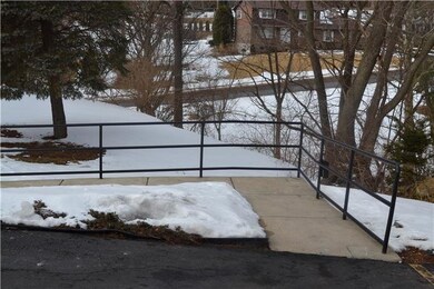 D6 Alpine Ct, Reading, PA 19606 - photo 3