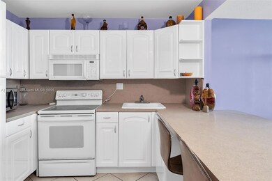 Parker Plaza Estates unit 2116, Hallandale Beach, FL 33009 - photo 5