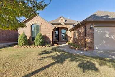 2513 SE 39th St, Moore, OK 73160 - photo 3
