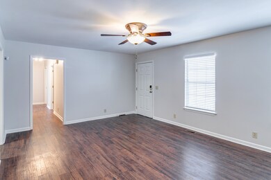 1416 Bradshaw Dr, Columbia, TN 38401 - photo 6