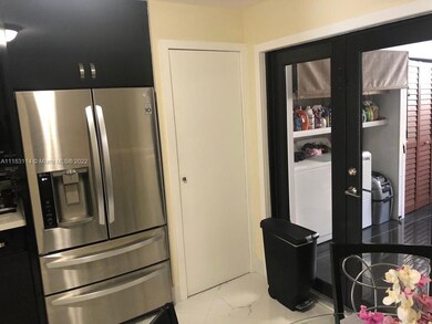 5325 W 22nd Ct unit 5325, Hialeah, FL 33016 - photo 3