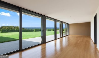 Your Real View From Virtual Room
