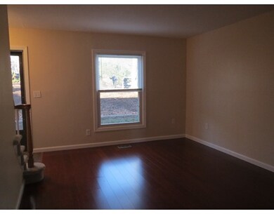 1111 Dickinson St unit 1111, Springfield, MA 01108 - photo 3