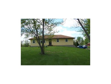 22605 W 199th St, Spring Hill, KS 66083 - photo 2