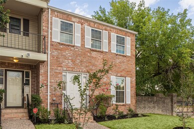 5752 Maple Hill Dr, Houston, TX 77088 - photo 5