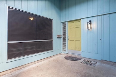3401 Grooms St, Austin, TX 78705 - photo 2