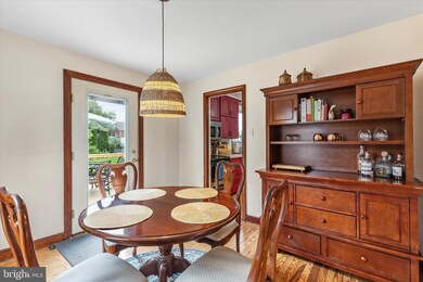 41 W 6th St, Pottstown, PA 19464 - photo 6