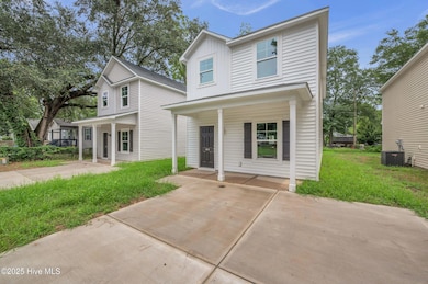 460 Maides Ave-00005