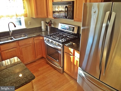 20916 Mountain Lake Terrace, Germantown, MD 20874 - photo 2