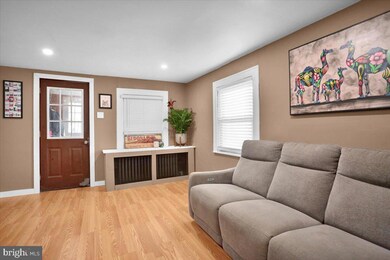 1017 Farmington Ave, Pottstown, PA 19464 - photo 3