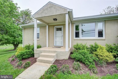 12001 Prices Distillery Rd, Damascus, MD 20872 - photo 5