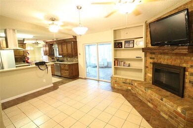 1517 Oakridge Ct W, Azle, TX 76020 - photo 2