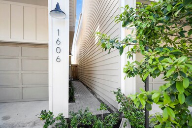 1606 Northwood St, Houston, TX 77009 - photo 3