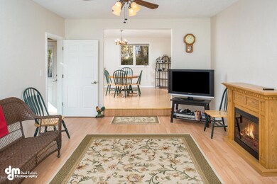 2901 E Marianns Pl Wasilla AK-large-029-