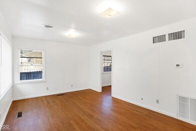 2908 14th St, Columbus, IN 47201 - photo 7