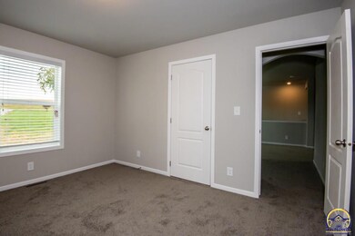 9245 NW Wilson Rd, Topeka, KS 66618 - photo 6