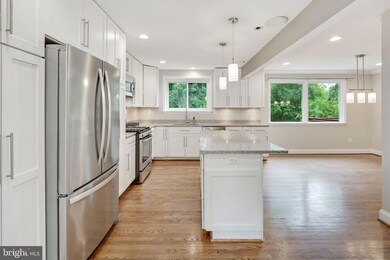 6811 Lemon Rd, McLean, VA 22101 - photo 7