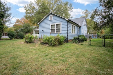 212 Magnolia St unit 9, Statesville, NC 28677 - photo 5