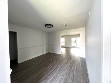 6002 Jerrycrest Dr, Pearland, TX 77584 - photo 5