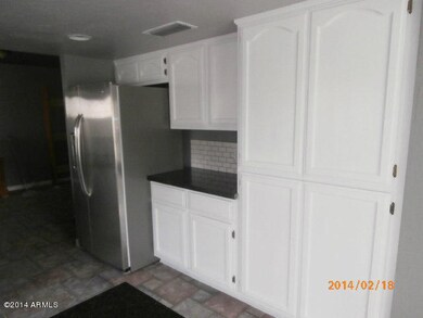 kitchen 1 P2180475