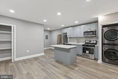 405 34th St SE unit 2, Washington, DC 20019 - photo 6