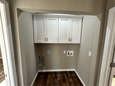 305 W Broad St, Iva, SC 29655 - photo 6