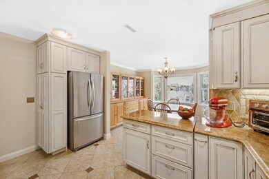 42 Regent Cir, Brookline, MA 02445 - photo 6